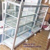 tu-ban-hang-nhom-kinh