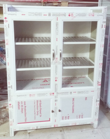 Tủ chén nhôm kính được nhiều người ưa chuộng