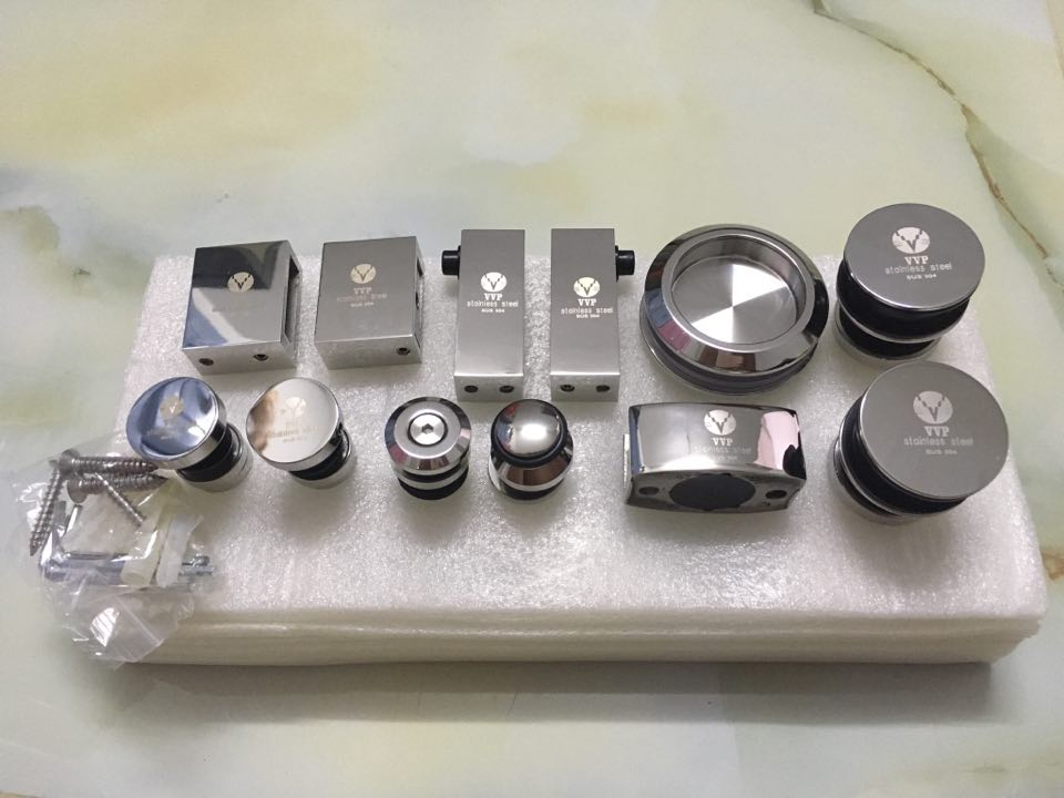 Cửa kính phòng tắm 3