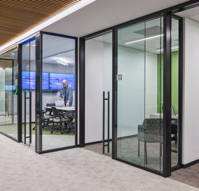 Vách ngăn nhôm kính TPHCM