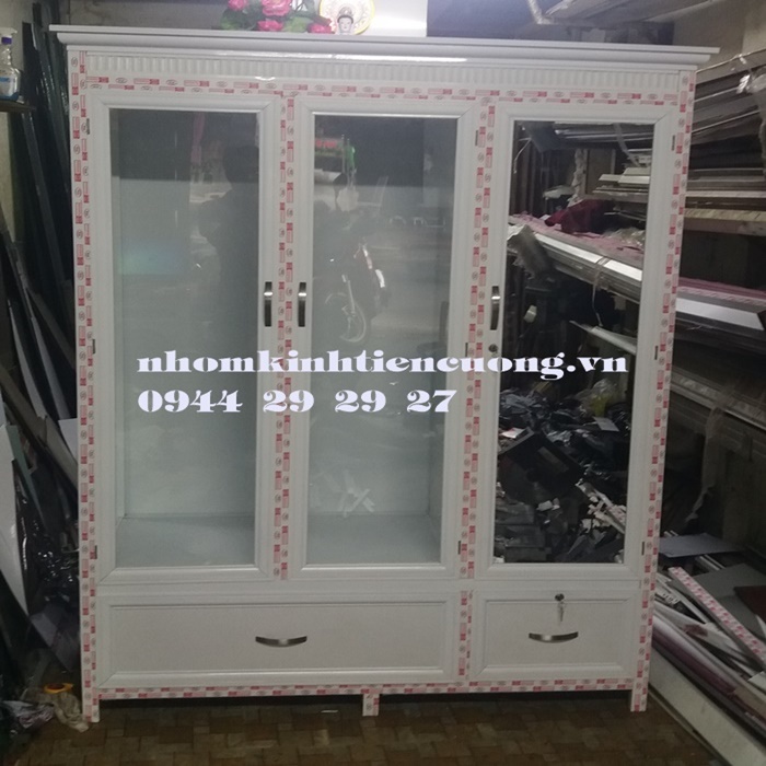 Cánh nhôm kính tủ áo