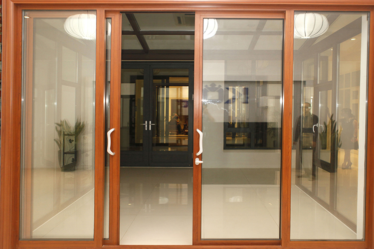 Cửa kính cường lực 25