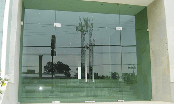 Cửa kính cường lực 3