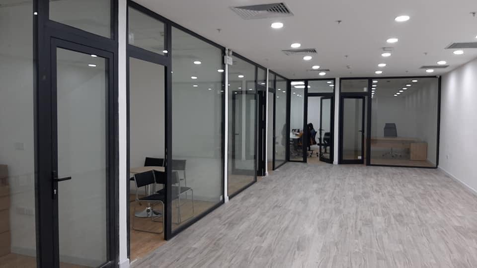 Báo giá vách ngăn nhôm kính tphcm 2