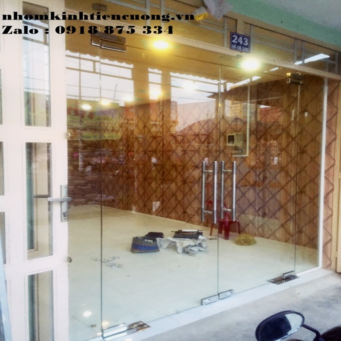 Khóa cửa kính cường lực