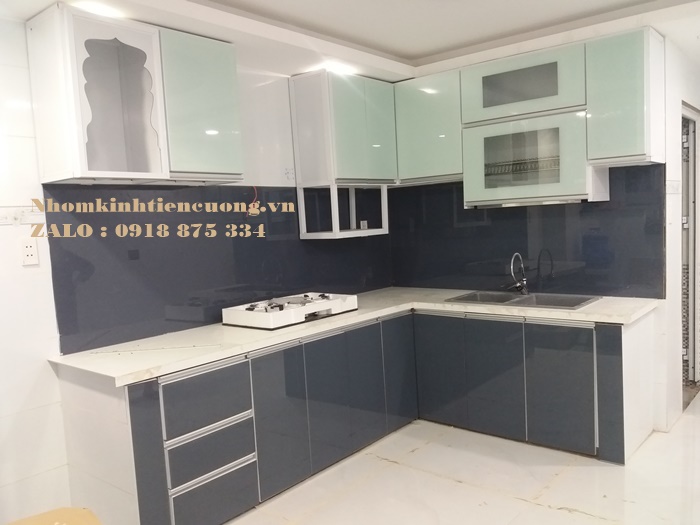 tủ nhôm đựng chén bát treo tường 2