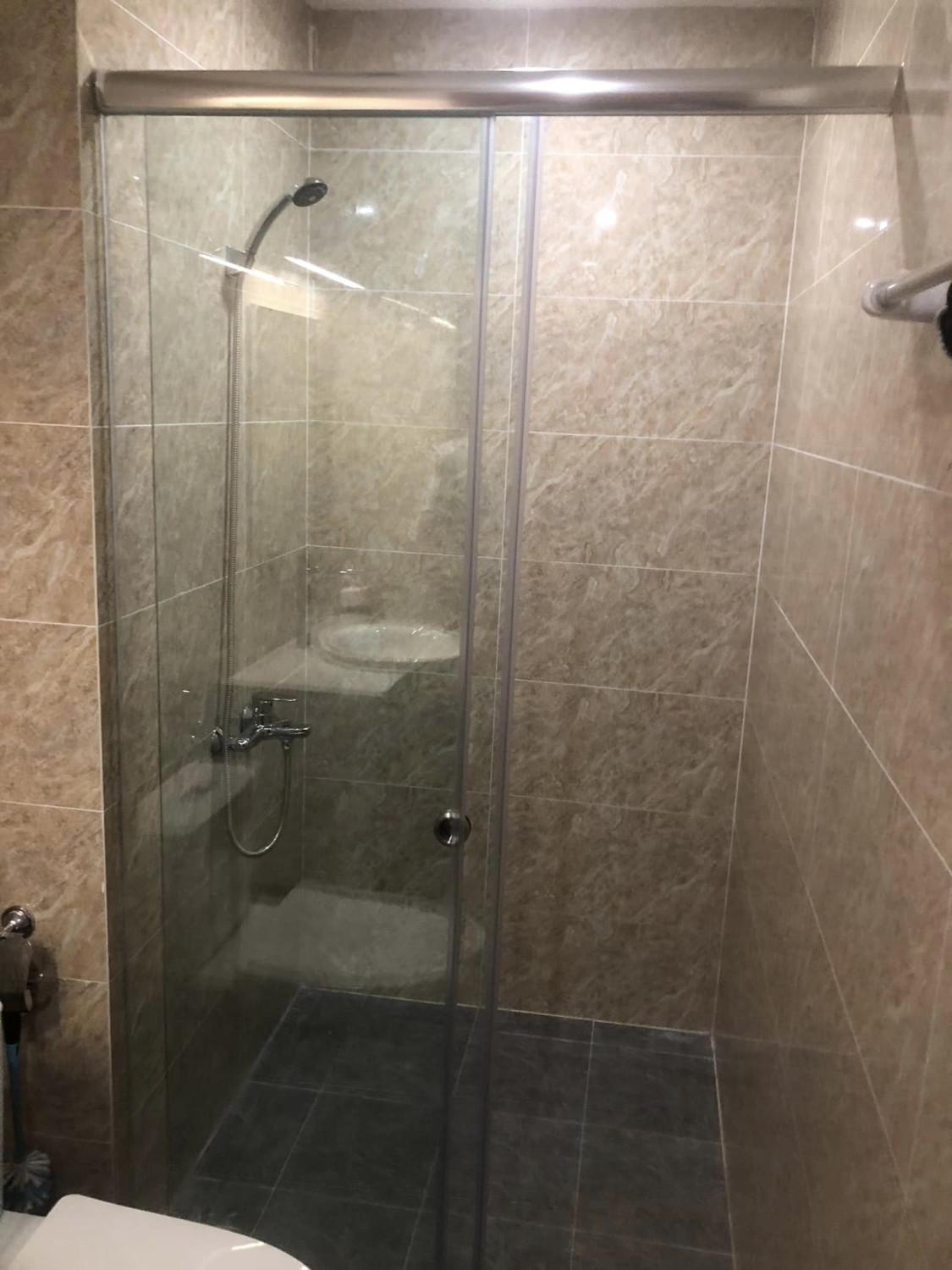 Phòng tắm kính đẹp 1