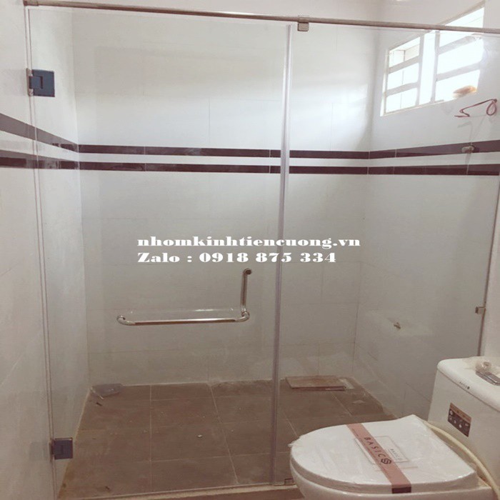Phòng tắm kính đẹp 4