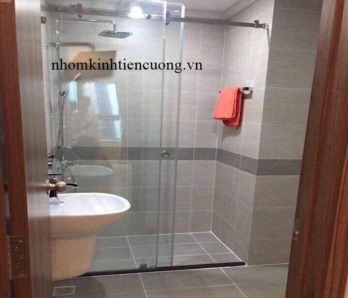 Vách kính phòng tắm 1