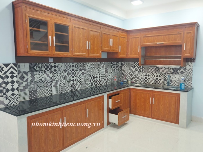 tu-bep-nhom-4.jpg