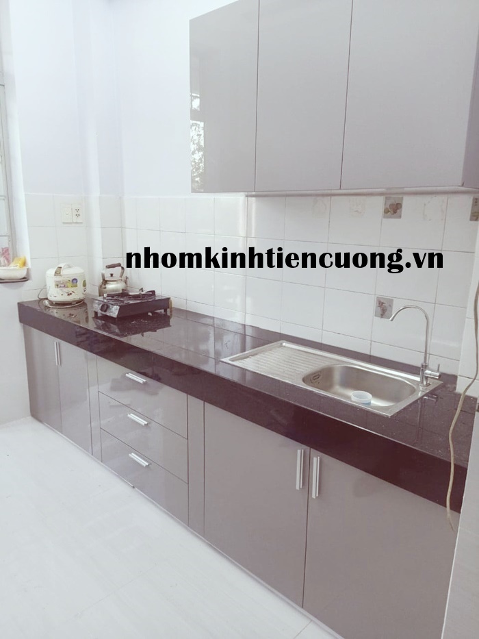 tu-bep-nhom-18.jpg