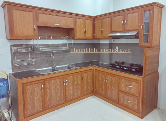 Tủ bếp nhôm kính đơn giản 2