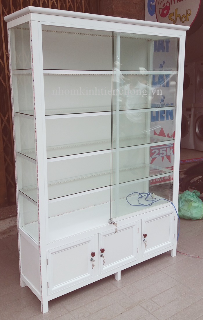 Tủ mỹ phẩm 23