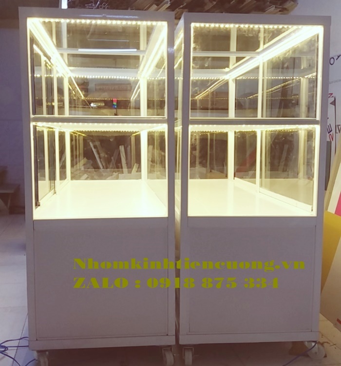 Tủ mỹ phẩm 8