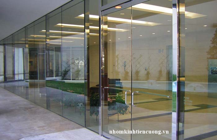 Vách ngăn nhôm kính đẹp trong thiết kế nội thất 1