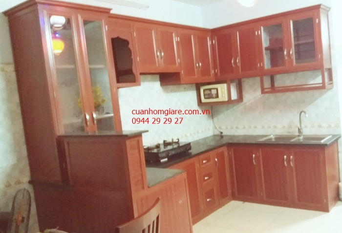 Tủ bếp nhôm giả gỗ - tủ bếp nhôm màu gỗ