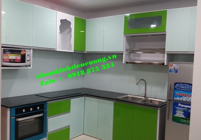 Tủ kệ bếp nhôm kính 2
