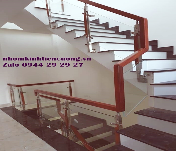 Lan can inox kính cường lực