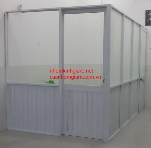 Vách ngăn nhôm kính phòng khách