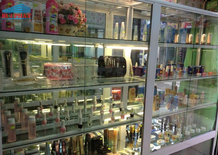 Tủ nhôm kính bán hàng giá rẻ