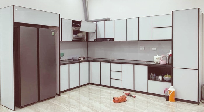 Tủ bếp nhôm kính giá bao nhiêu 3