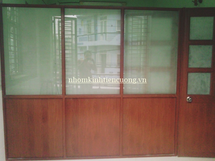 Vách ngăn nhôm kính văn phòng chất lượng cao 8