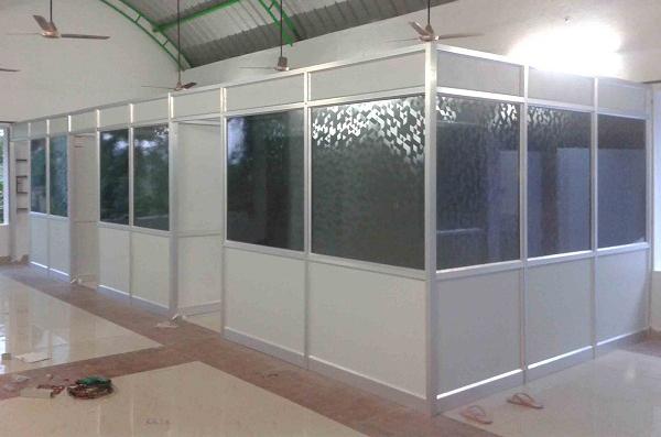 Ưu nhược điểm khi sử dụng vách ngăn nhôm kính cho văn phòng 2