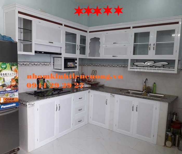 Tủ bếp nhôm kính Bình Chánh 2