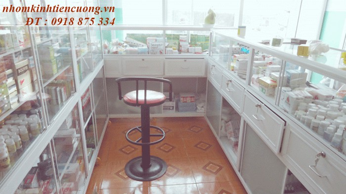 mẫu tủ thuốc tây nhôm kính đẹp