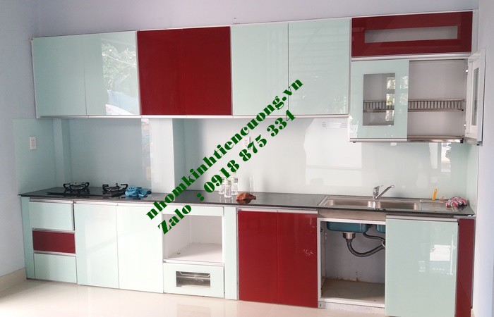 Lắp đặt tủ bếp nhôm kính cho nhà nhỏ 4