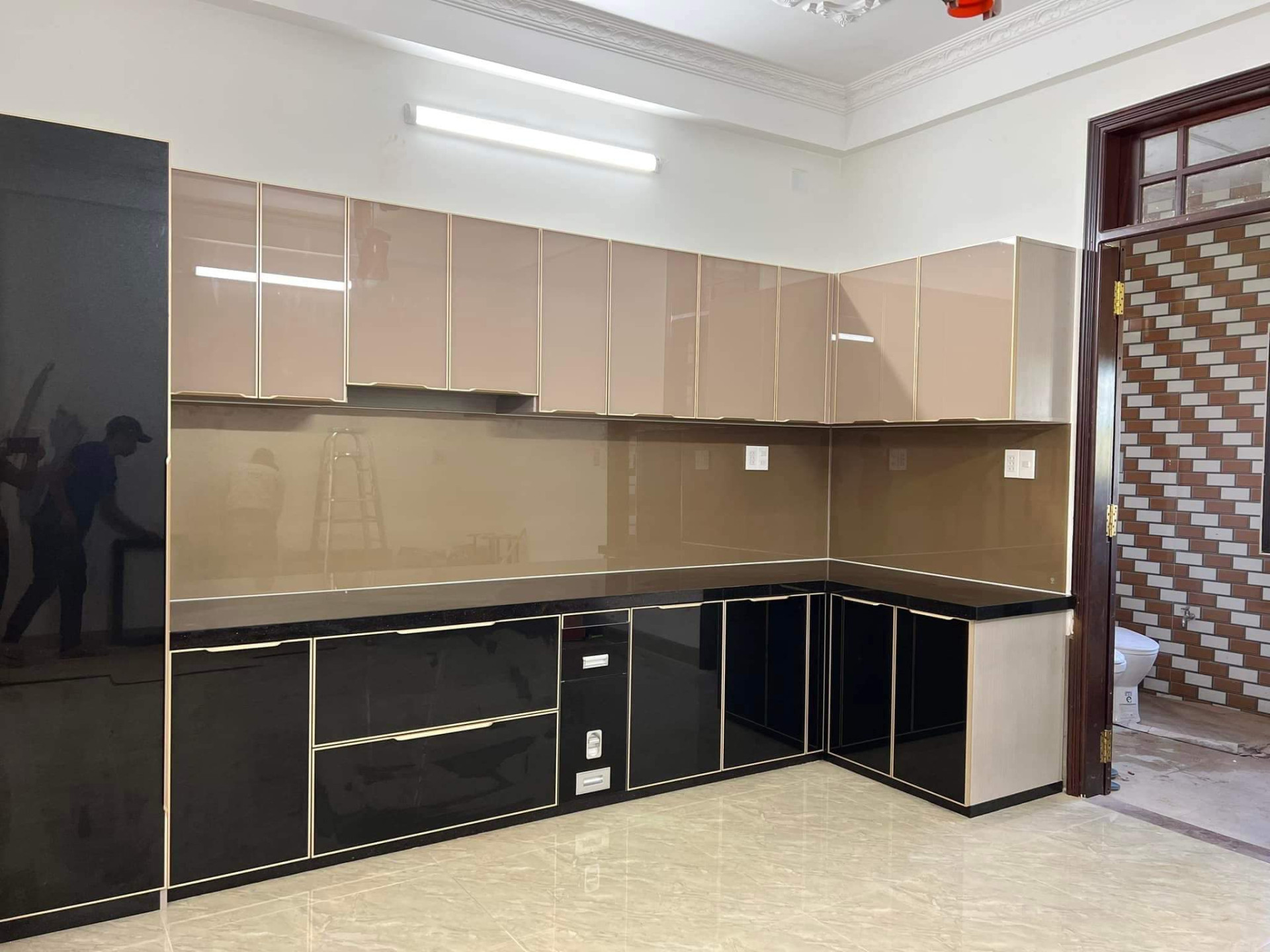 Tủ bếp nhôm kính Phú Nhuận