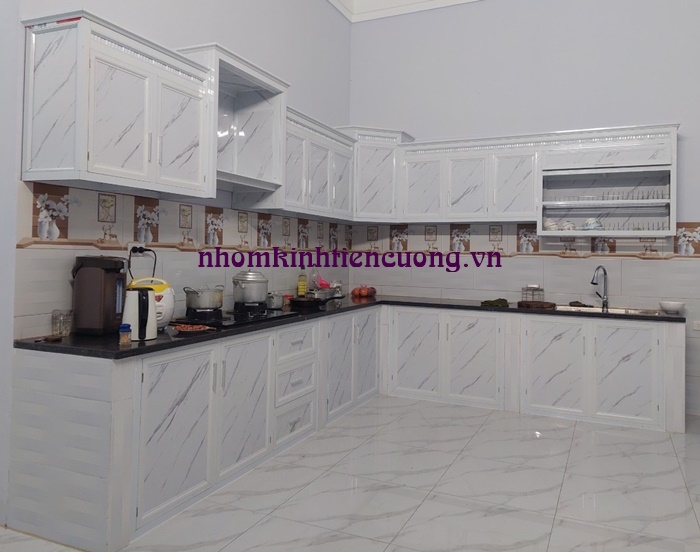 Tủ bếp nhôm kính quận 11 giá rẻ tphcm 2