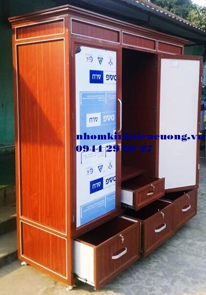 tu-quan-ao-bang-nhom-1.ipg