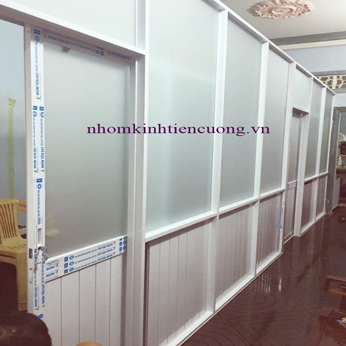 Những lưu ý khi chọn vách ngăn nhôm kính phòng ngủ 5